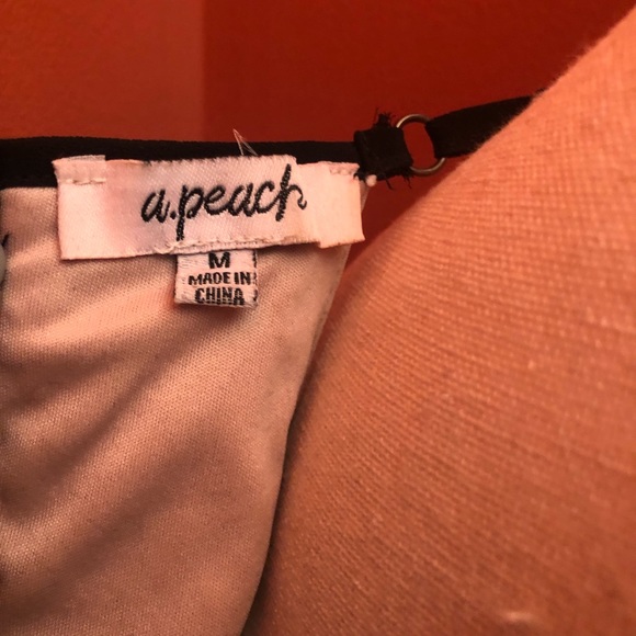 Cute black and nude lace dress sz M
CHECK OUT MY $10 ITEMS! - Picture 9 of 9